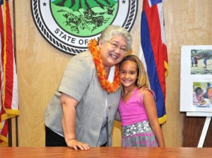MAYOR_Mayor Tavares_PALS participant Jordynn Brown, 7_MED