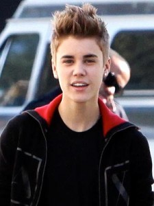 justin-bieber-new-haircut-october-2011