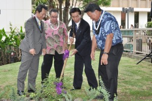 arakawa planting roses2 sister city fukuyama