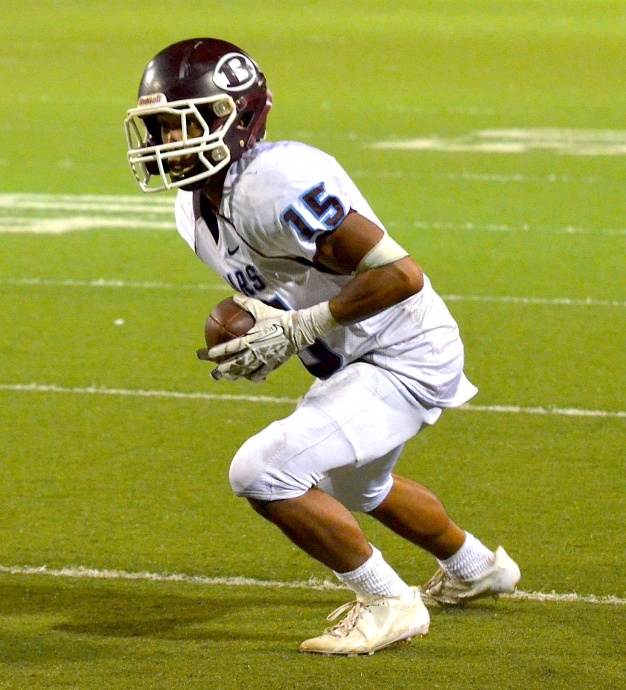 Baldwin’s Kawela Kaeo-Mata was the league’s top receiver, hauling in 42 passes and five touchdowns for 457 yards (10.9 yards per catch). Photo by Rodney S. Yap.