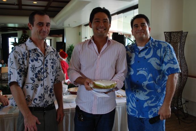 Pictured are from L to R: Dewayne Phillips, Pastry Chef at the Makena Beach & Golf Resort; Chad Sumida of Wailuku, Winner, and Mackie Mac from DaJam 98.3's Zoo Crew. Photo by Charly Espina Takahama