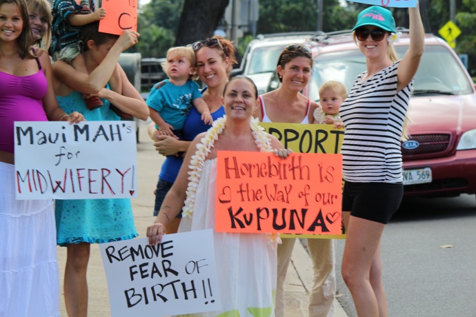 A group of midwives on Maui will join in a demonstration supporting their profession in solidarity against the bill during at a gathering from 11:30 to 2:30 p.m. today, Monday, Feb. 10, at the state building in Wailuku. Photo by Wendy Osher.