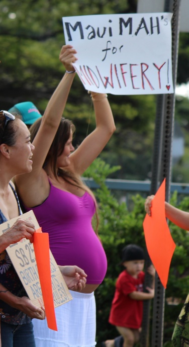A group of midwives on Maui will join in a demonstration supporting their profession in solidarity against the bill during at a gathering from 11:30 to 2:30 p.m. today, Monday, Feb. 10, at the state building in Wailuku. Photo by Wendy Osher.