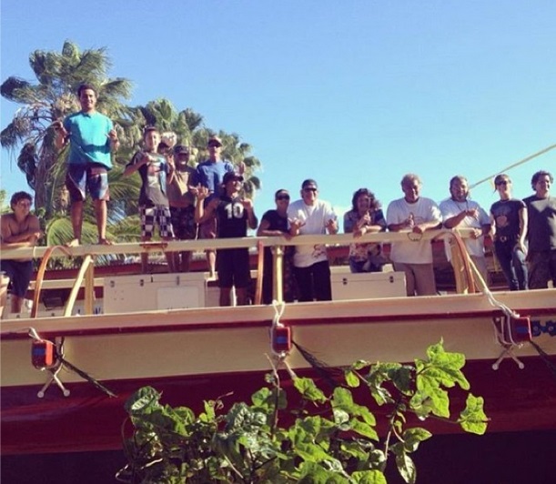 Volunteers aboard the Mo'okiha o Pi'ilani voyaging canoe. Hui ' Wa'a Kaulua photo.
