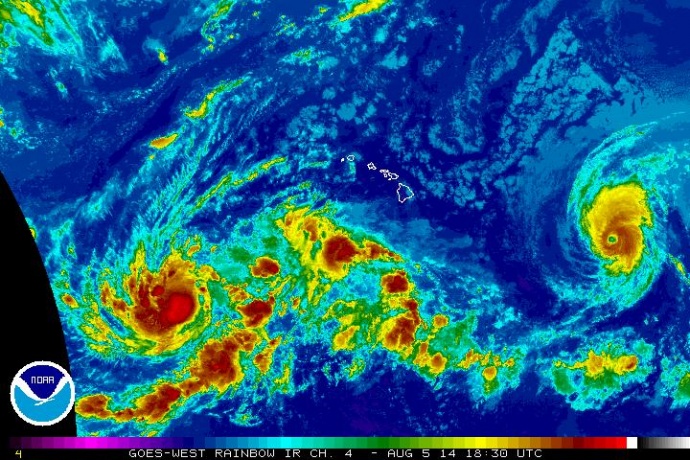 Satellite imagery of Iselle at 8:30 a.m. HST, Tuesday, Aug. 5, 2014. Image courtesy CPHC/NOAA/NWS.