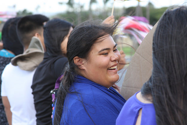 UHMC Get Your Reg On!!! campaign sign waving event along Kaʻahumanu fronting the Kahului campus. Photo courtesy UHMC.