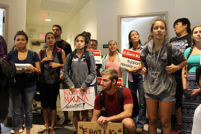 A group of students and faculty with the Hawaiian Studies department at the University of Hawaiʻi Maui College staged a Walk Out for Mauna Kea event on Monday, April 13, in opposition to the Thirty Meter Telescope project on the Big Island of Hawaiʻi. Photo by Wendy Osher.