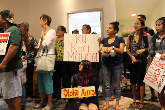 A group of students and faculty with the Hawaiian Studies department at the University of Hawaiʻi Maui College staged a Walk Out for Mauna Kea event on Monday, April 13, in opposition to the Thirty Meter Telescope project on the Big Island of Hawaiʻi. Photo by Wendy Osher.