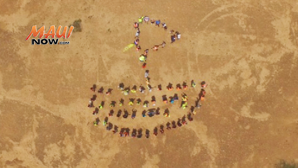 Aerial image of the 2015 Get the Drift and Bag It! kickoff event at Kahului Harbor. Credit: Jason Hastain of Epick Air.com