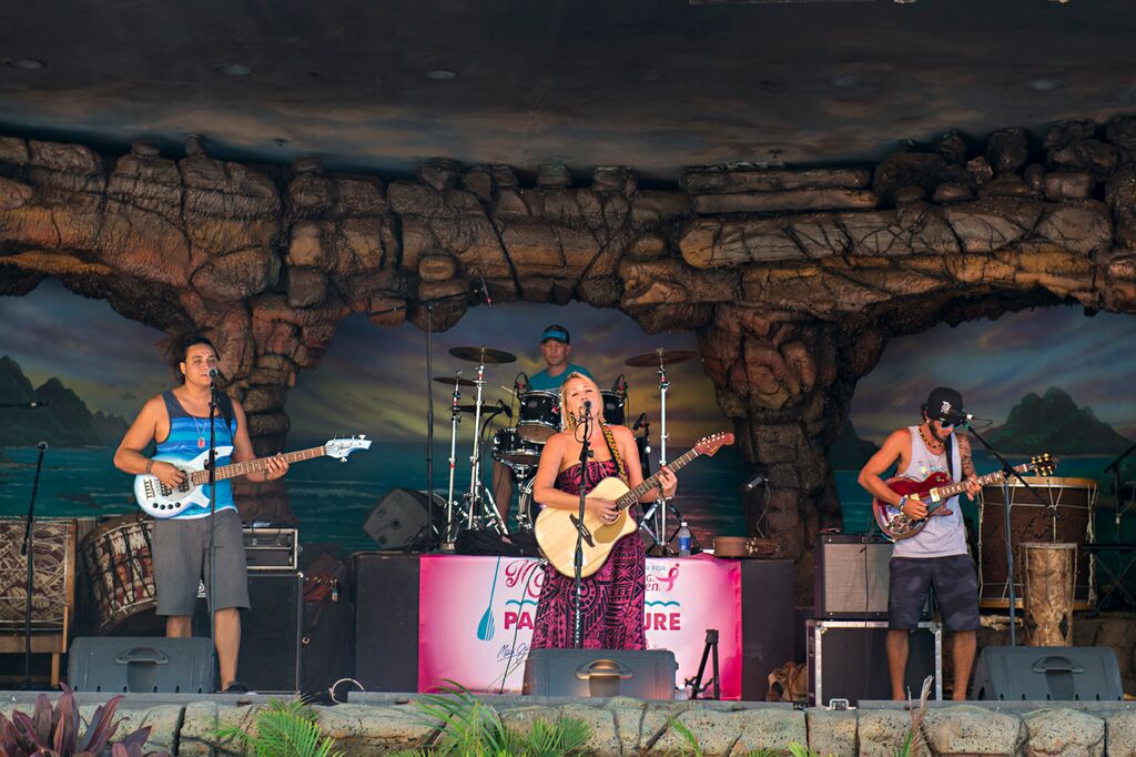 Paddle for a cure. File photo 2014. Image courtesy: Tegan Kopilenko.