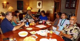 2015 BizFest planning committee: (left to right) Ron Vaught, Teri Freitas Gorman, Kai Pelayo, Doreen Pua Canto, Shirley Blackburn, Johanna Amorin and Paul Laub. MNHCoC photo.