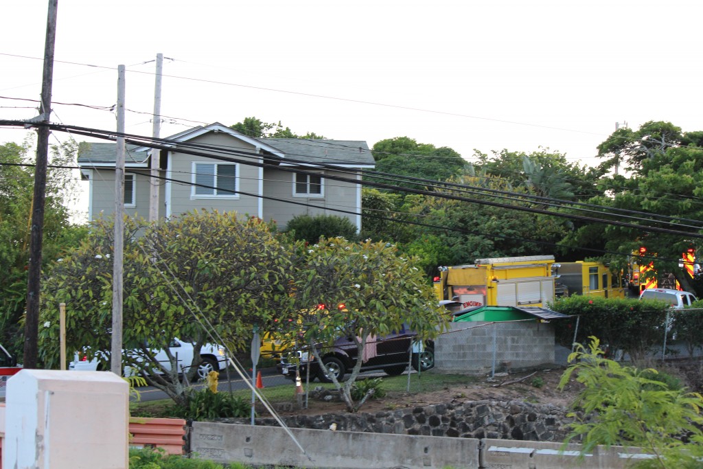 Wailuku House Fire - 10/29/15. Photo by Wendy Osher.
