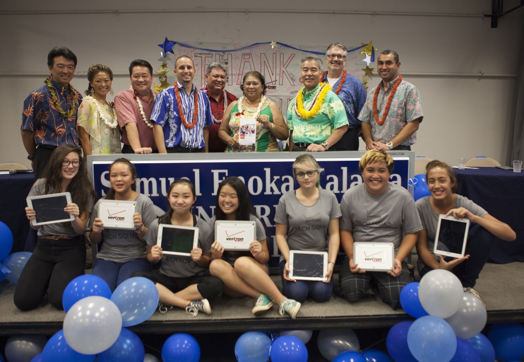 Courtesy photo: Verizon Hawaiʻi. Oct. 16, 2015 at Kalama Intermediate School.