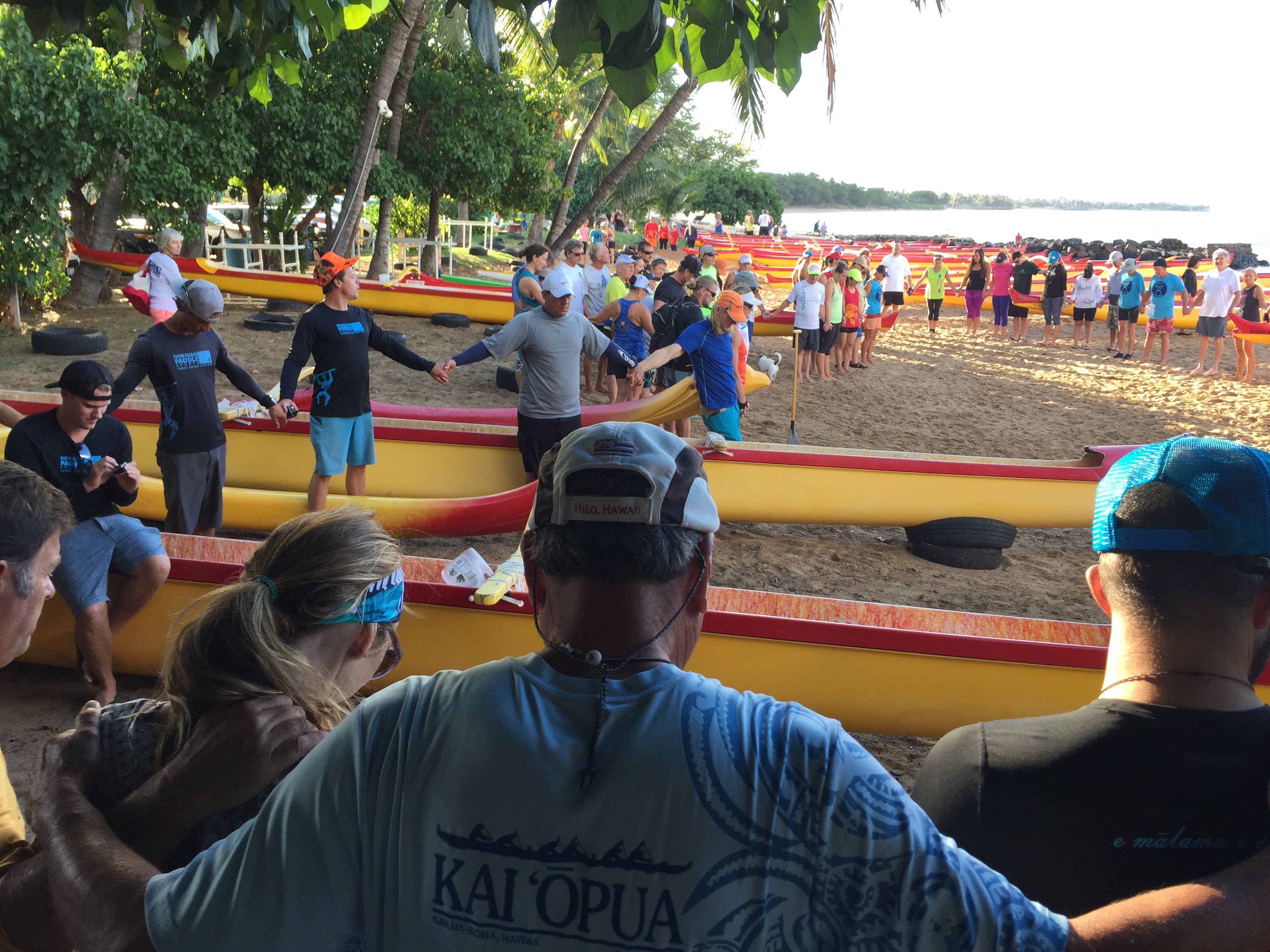 Paddle for Hunger. Photo credit: Hawaiian Paddle Sports.