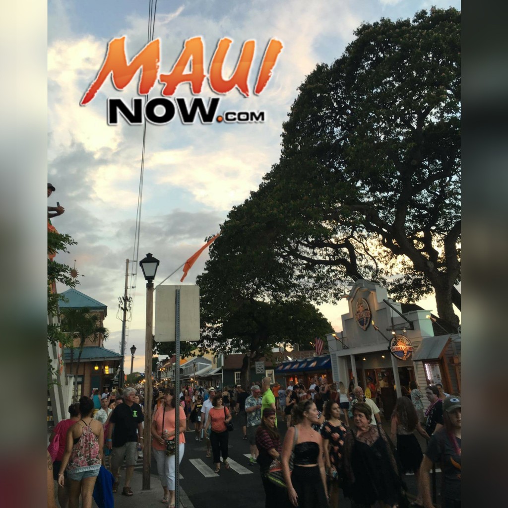 Halloween in Lahaina 2015. Photo credit: Maui Police Department.