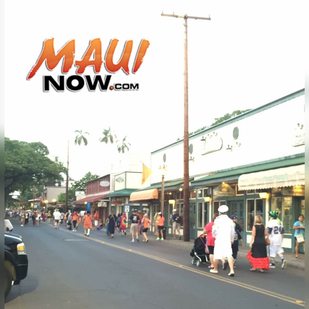 Halloween in Lahaina 2015. Photo credit: Maui Police Department.