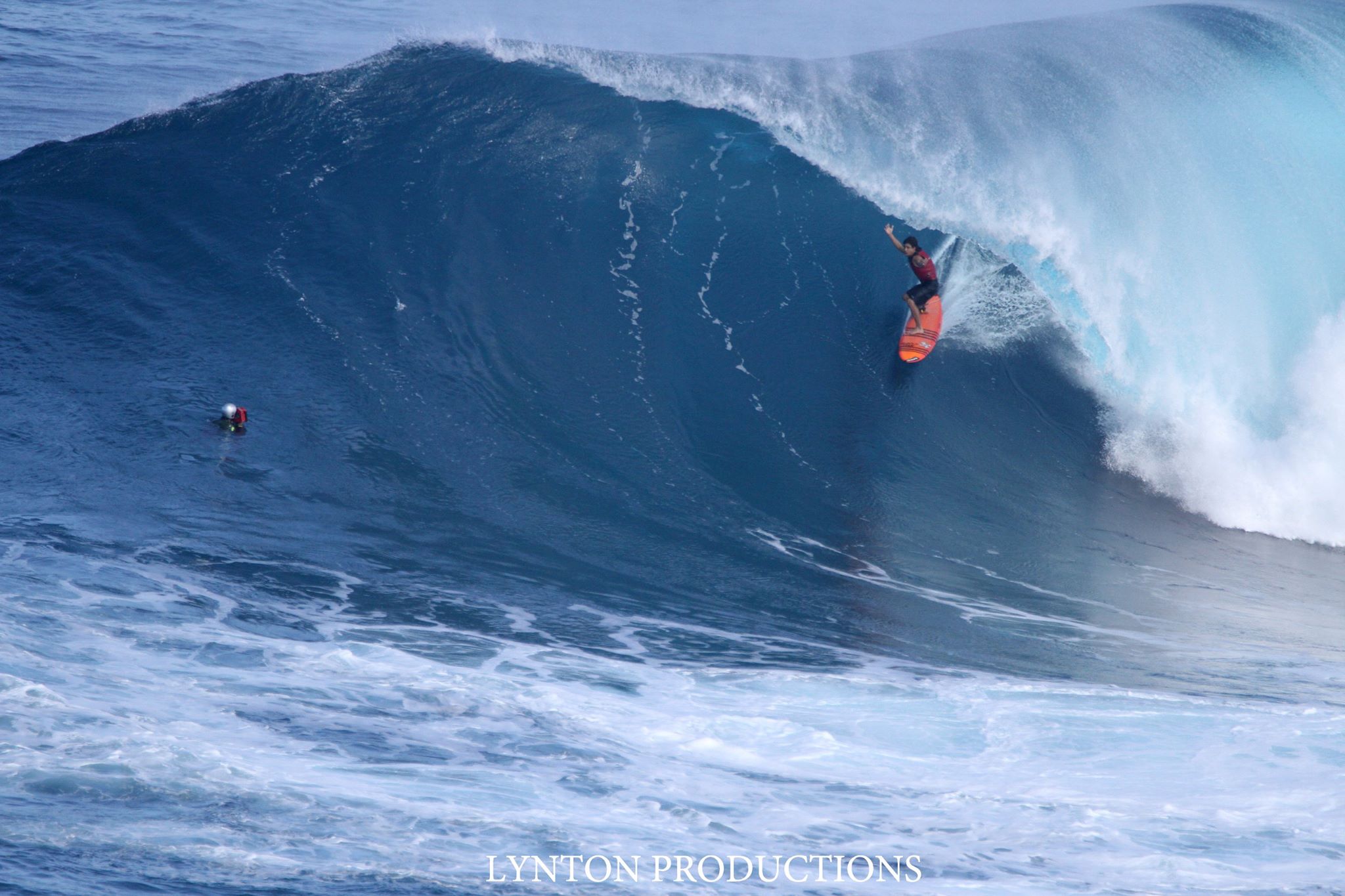 Image: Aaron Lynton Pe'ahi "Jaws" 1.10.15