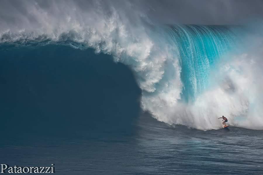Pe'ahi "Jaws" 1/27/16 Image: John Patao