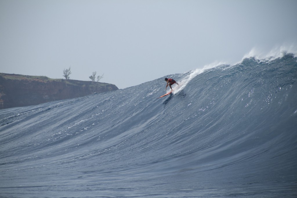 Image: Wangdu Hovey 1.28.16 Pe'ahi "Jaws" / Surfer: Tyler Larronde