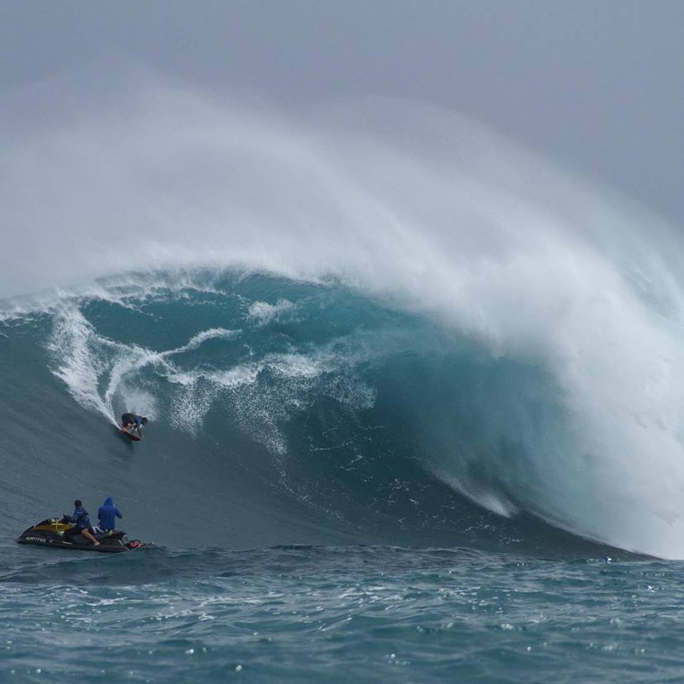 Pe'ahi "Jaws" 2.25.16 / Image: Wangdu Hovey Pe'ahi Surf Media