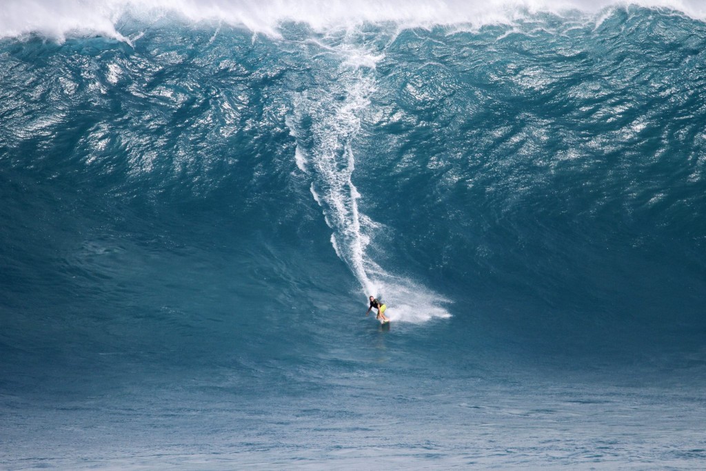 Pe'ahi "Jaws" 2.25.16 / Image: Aaron Lynton Productions