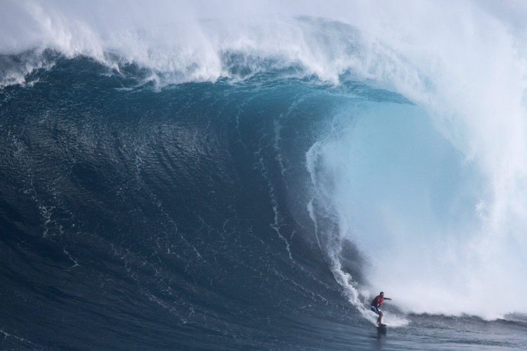 Pe'ahi "Jaws" 2.25.16 / Image: Aaron Lynton Productions
