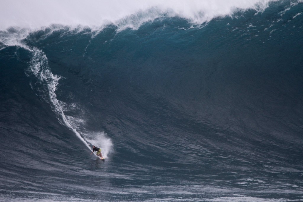 Pe'ahi "Jaws" 2.25.16 / Image: Aaron Lynton Productions