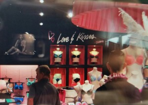 Victoria's Secret, Maui store. Photo by Wendy Osher.