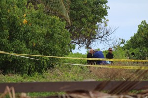 Kanaha investigation. (3.19.16) Photo by Wendy Osher.