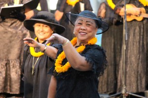 ʻAhahui Kaʻahumanu members. Photo by Wendy Osher. (3.18.16)