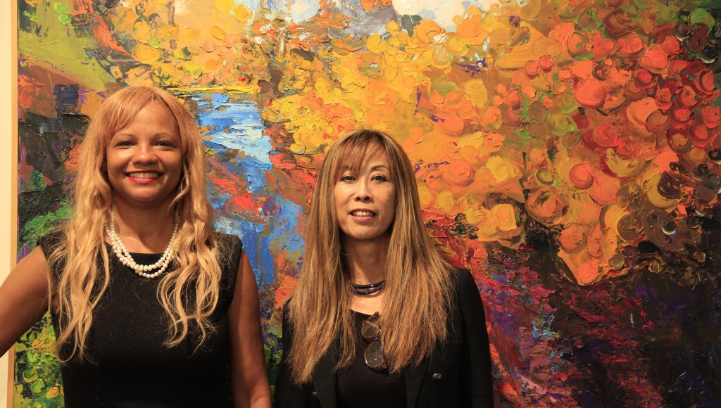 Indigo Ball Gallery Director (Left) Regina Cheung-Rasse Art Consultant (Right) Linare_Brecht Fine Art. Photo credit: Marlo Antes.