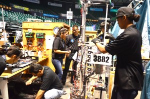 Lahainaluna Robotics Team photo.