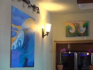 Wave decor at Three's. Photo by Kiaora Bohlool.
