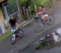 Stolen golf cart. Surveillance images courtesy: Maui Police Department.