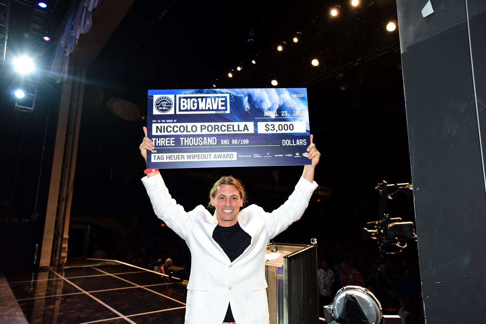 Niccolo Porcella of Maui, earned the TAG Heuer Wipeout of the Year Award for his over-the-falls wipeout at Teahupoo, Tahiti Photo: WSL