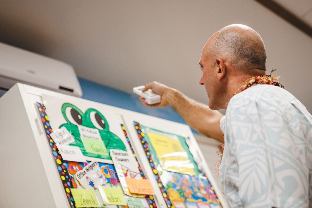 A celebration assembly was held Friday, April 8, at Kaunakakai Elementary to mark the completion of a hybrid solar air conditioning installation project. 33 units were installed in 18 classrooms. Photo credit: Hawaiʻi Department of Education.