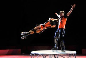 KAROLY & ANA ROLLER SKATING DUO. E.K. Fernandez Shows photo.