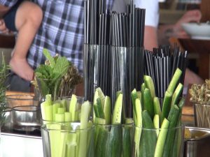 Fresh drink ingredients at the bar at Merriman's Kapalua. Photo by Kiaora Bohlool.