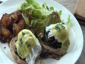 Florentine Benedict, on the brunch menu at Merriman's Kapalua. Photo by Kiaora Bohlool.