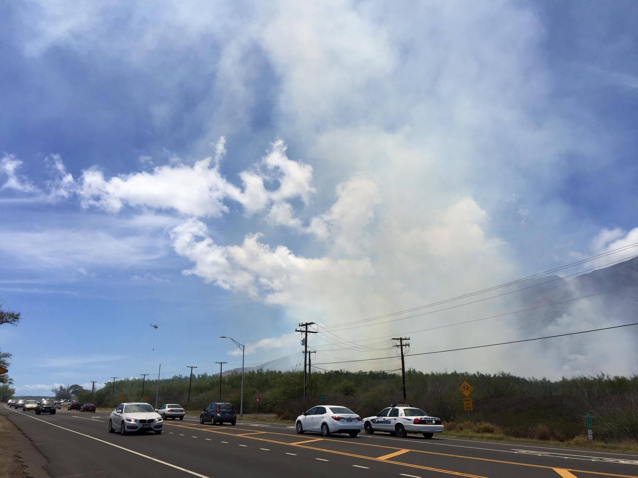 Ukumehame brush fire (6.22.16). Photo credit: Timothy Lara.