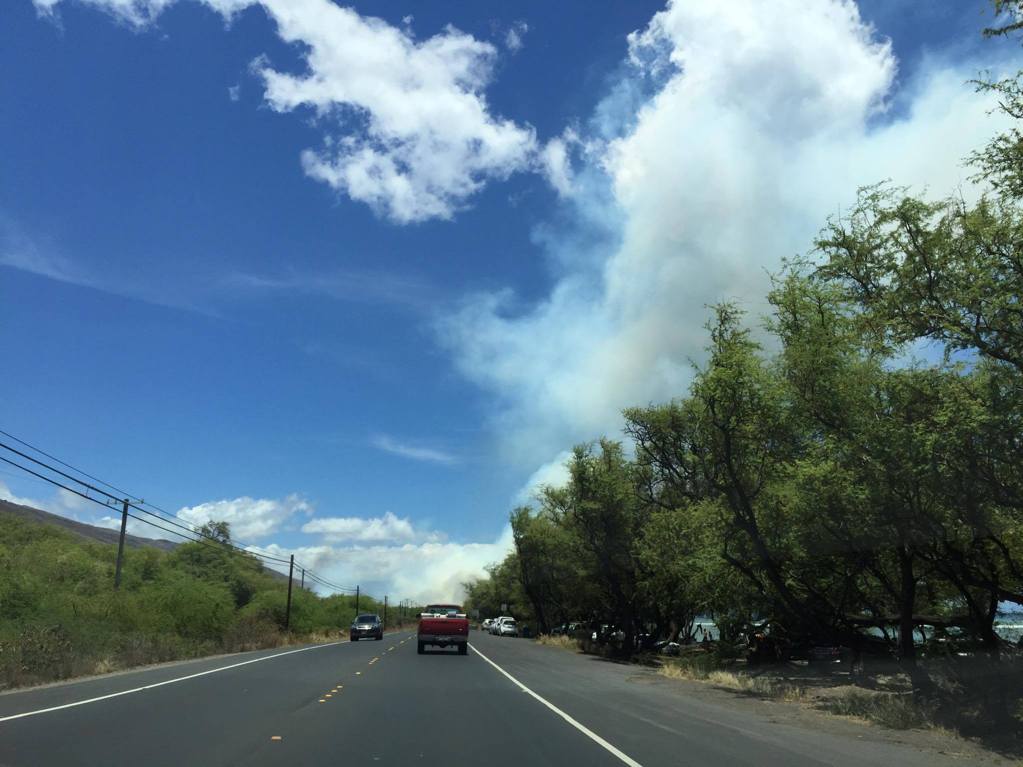 Ukumehame brush fire (6.22.16). Photo credit: Timothy Lara.
