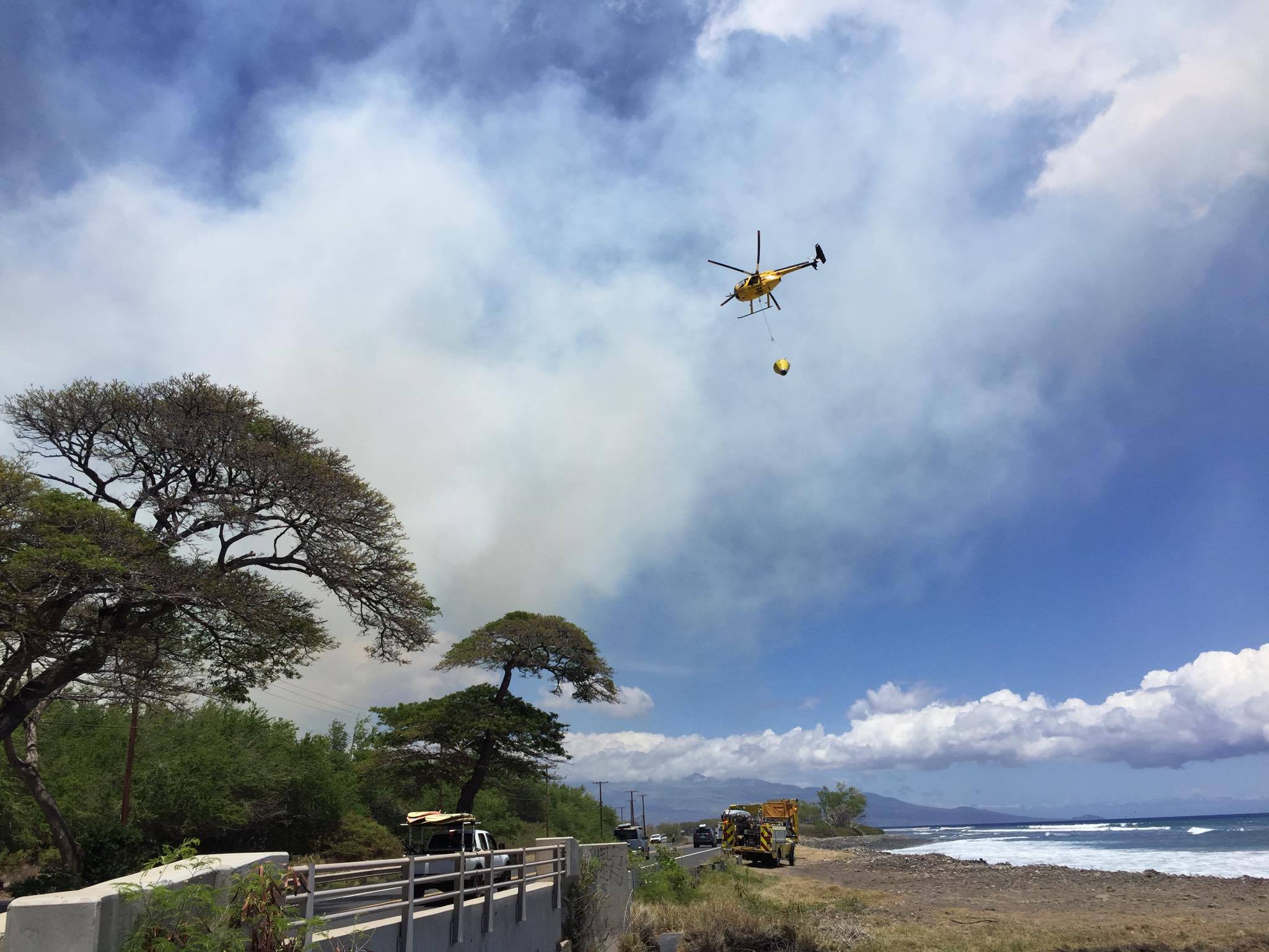 Ukumehame brush fire (6.22.16). Photo credit: Timothy Lara.