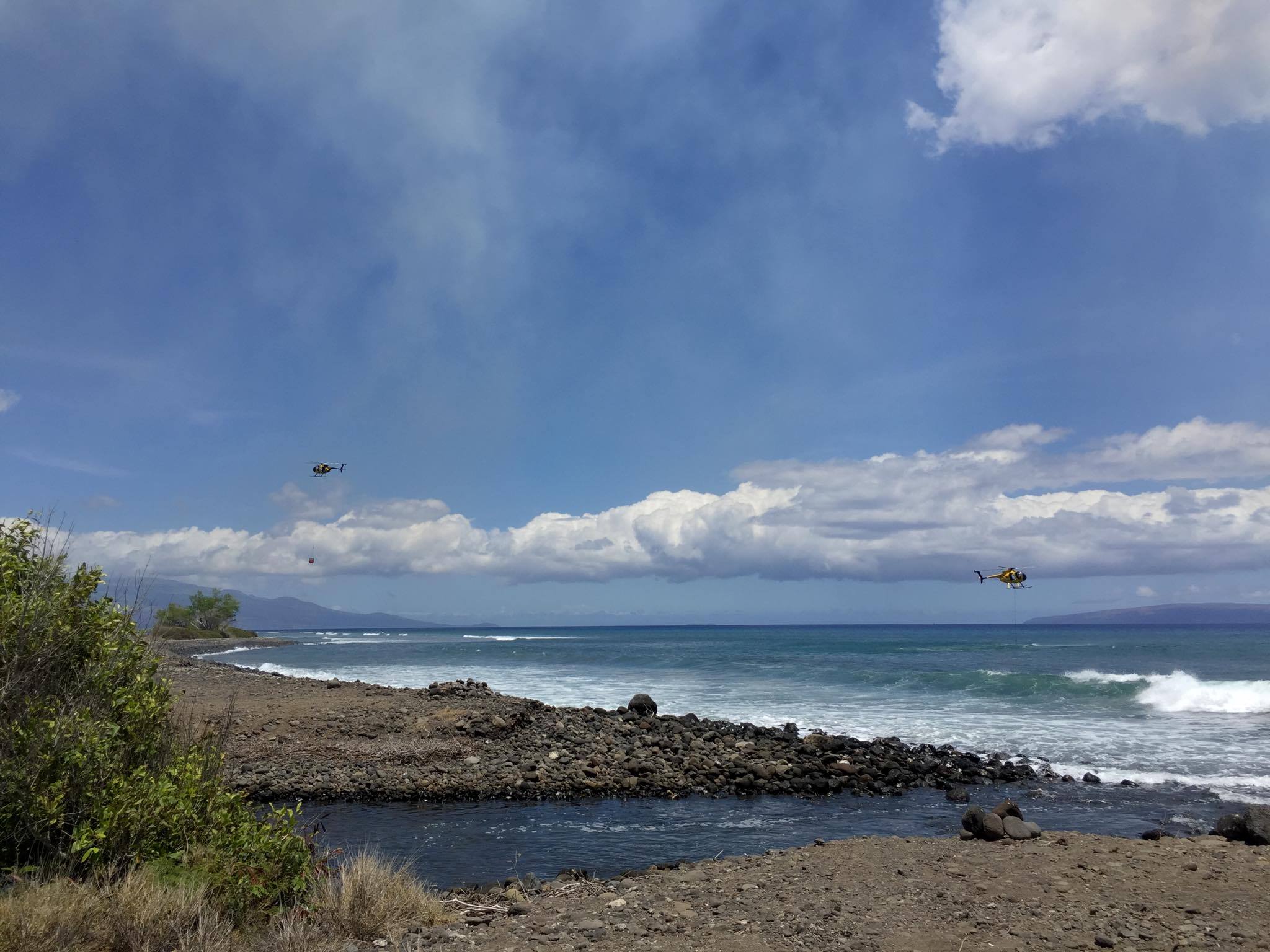 Ukumehame brush fire (6.22.16). Photo credit: Timothy Lara.