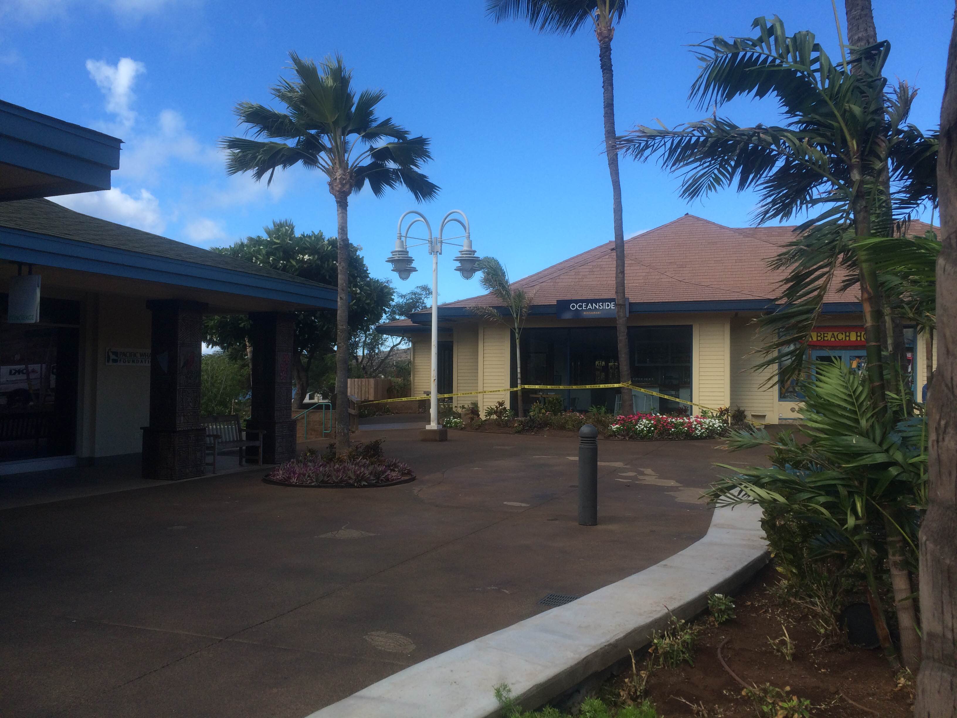 Oceanside Restaurant at Māʻlaea. Photo (6.24.16) credit: Kiaora Bohlool.