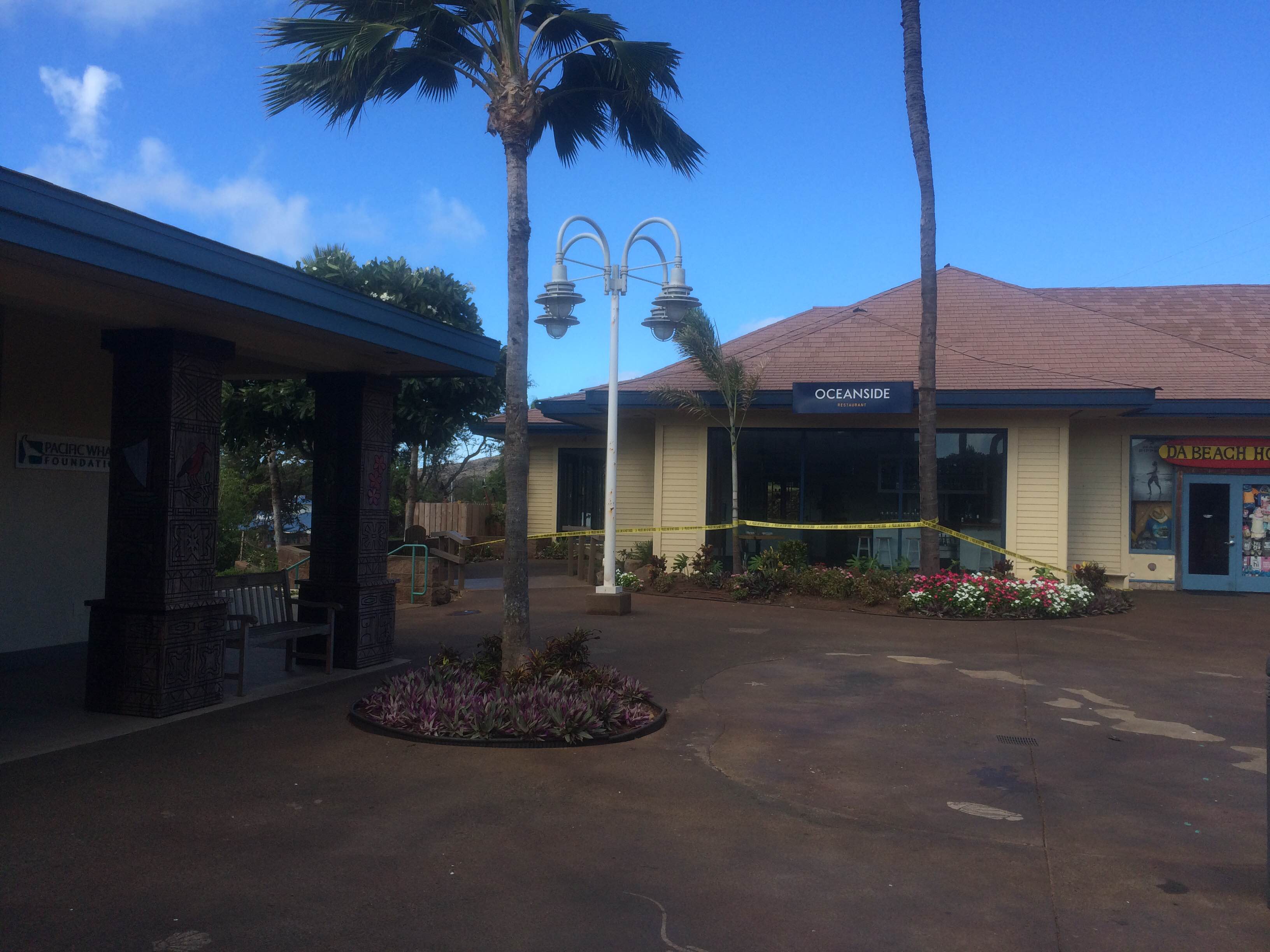 Oceanside Restaurant at Māʻlaea. Photo (6.24.16) credit: Kiaora Bohlool.