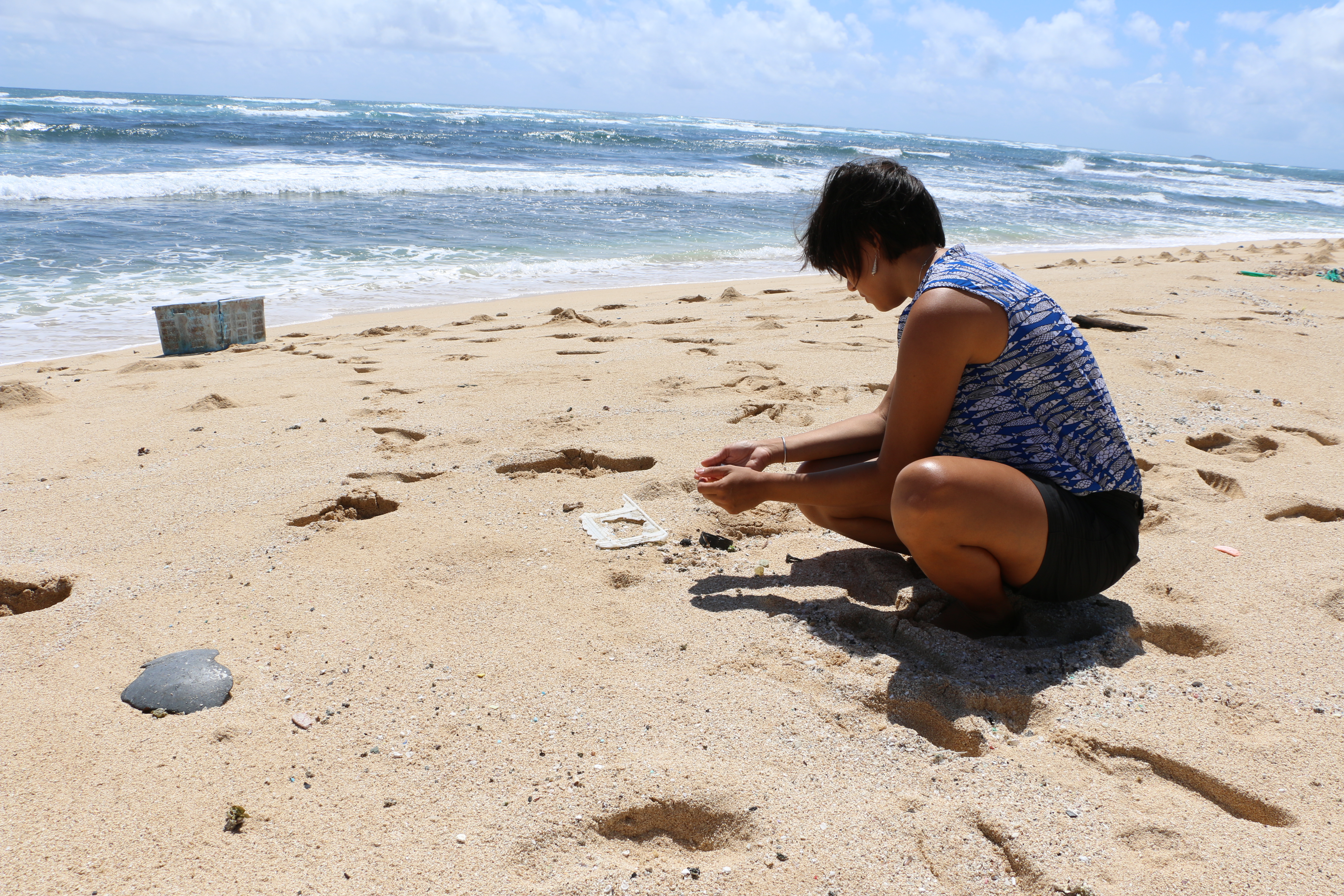 The study found that 38% of the total debris identified in aerial surveys is on Niihau, and is likely due to its position in the island chain, and the particular ocean currents surrounding it. All other islands had 14% or less, with Oʻahu having the least density at only 5%. Image: Kahuku, Oʻahu courtesy DLNR.