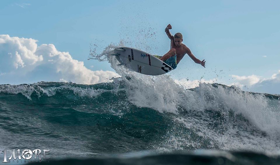 Ocean Macedo looking for a smooth landing Photo: OneMore Foto