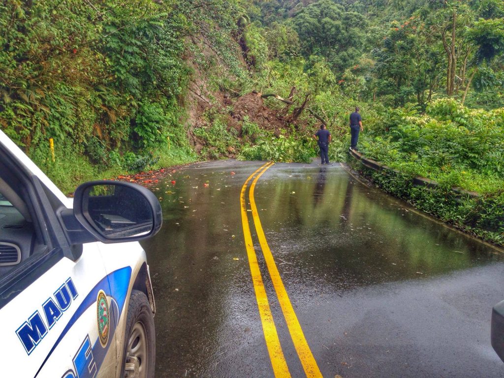 Hana Hwy landslide at Wailua. Photo credit Boeche ʻOhana.