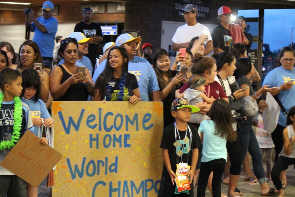 Central Maui Little League All-Stars, homecoming celebration at Kahului Airport. Photo by Wendy Osher.