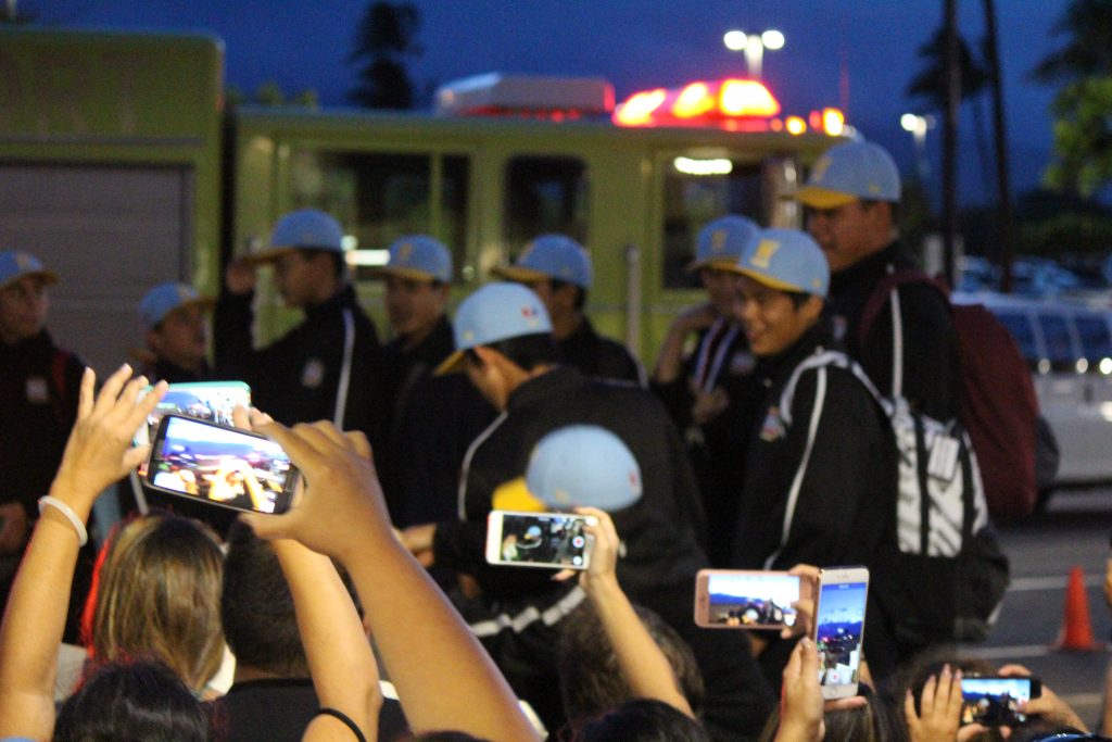 Central Maui Little League All-Stars, homecoming celebration at Kahului Airport. Photo by Wendy Osher.